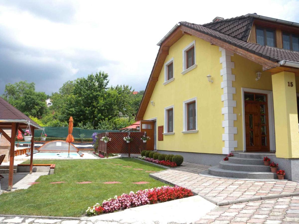 Holiday Home Balatonfuzfo/Balaton 18798 Eksteriør billede